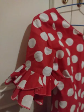 Traje de flamenca de niña rosa fucsia de lunares