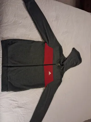 Chaqueta Adidas gris y roja para niñ@