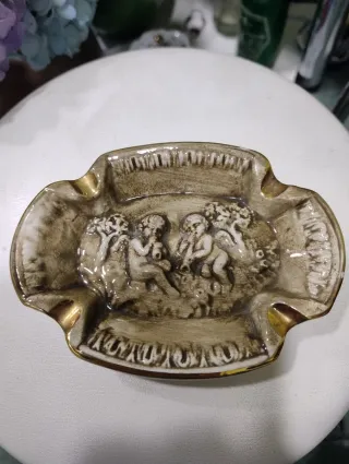 Pareja Ceniceros Capodimonte Querubines