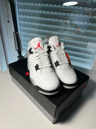 Air Jordan 4 Retro Blanco Gris