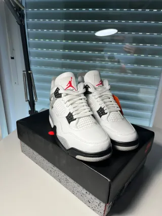 Air Jordan 4 Retro Blanco Gris