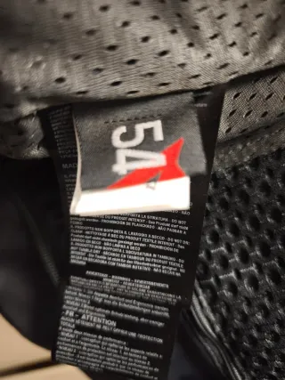 Chaqueta de piel Dainese para moto