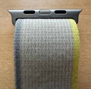 Apple Watch ULTRA 49mm Yellow/Beige Trail Loop M/L