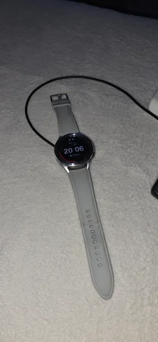 Samsung Galaxy Watch 4 Classic Plata