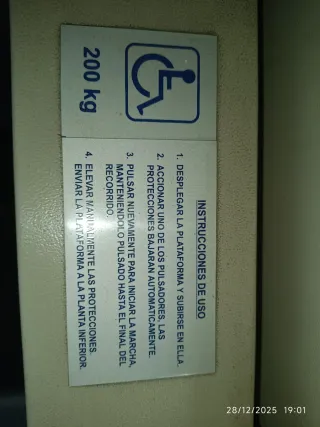 Plataforma Salvaescalera usado.