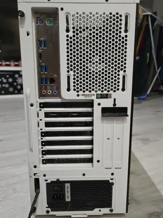 Torre PC Gaming Corsair Blanca