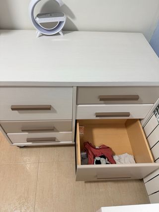 Cómoda juvenil gran capacidad con 6 cajones