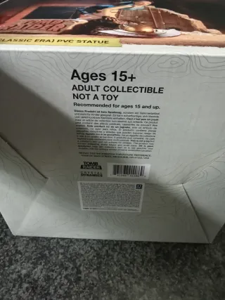 Estátua PVC Lara Croft Tomb Raider