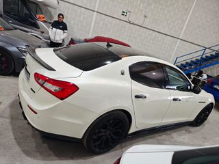 Precioso Maserati Ghibli S Q4 3.0 V6 con 460cv