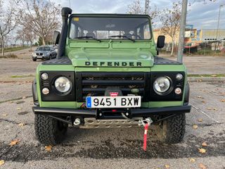 Land Rover Defender 2001