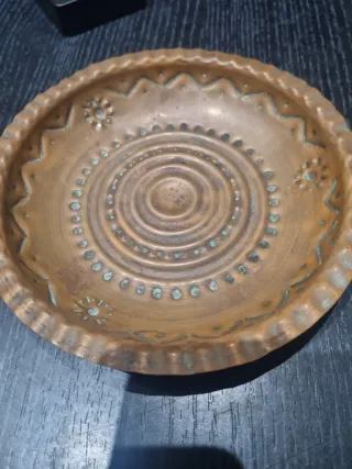 Lote antigüedades: Tazas y platos cobre