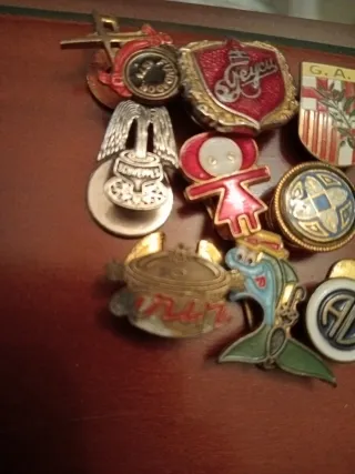 Lote 9 insignias solapa vintage