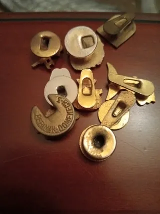 Lote 9 insignias solapa vintage