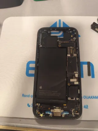 Despiece iPhone 15