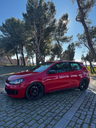 Volkswagen Golf 6 GTI 2010