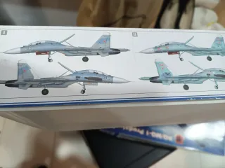 Maqueta Su-27UB Flanker C 1:48