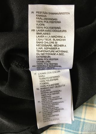 Top blusa HM negra de tirantes y volantes, S