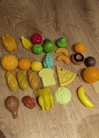 Bolsa de cocina y comida de juguete