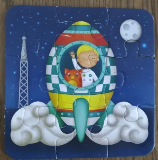 Puzzle evolutivo espacial niño y gato. 4 puzzles