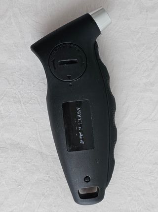 MANÓMETRO DIGITAL PORTÁTIL PARA NEUMÁTICOS