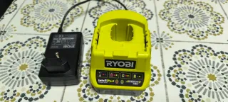 Cargador Ryobi IntelliPort 18V