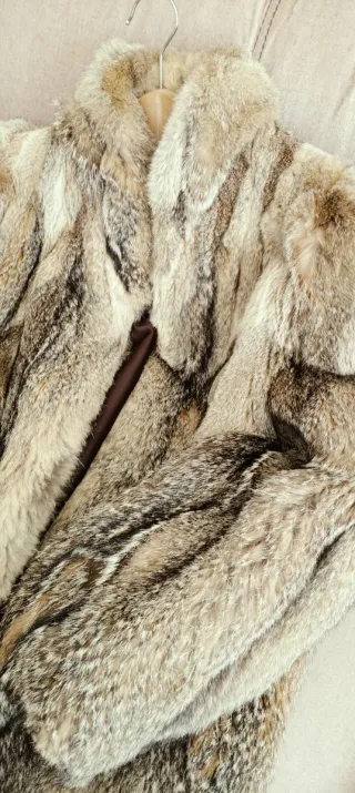 Chaquetón de piel de zorro marrón