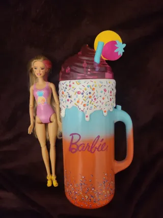 Barbie Reveal Muñeca y Vaso