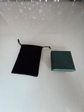 Anillo elegante con brillo espectacular ✨