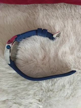 Reloj Marea Azul y Plateado