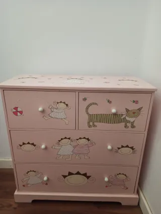 Mesa y Sillas Infantiles Rosa