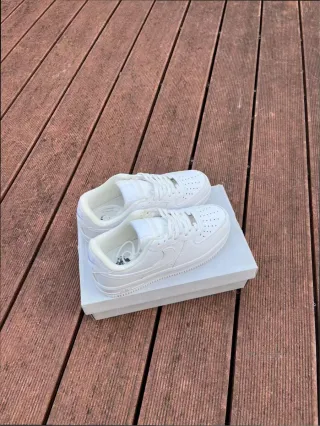 Nike Air Force 1 Blancas Talla 42