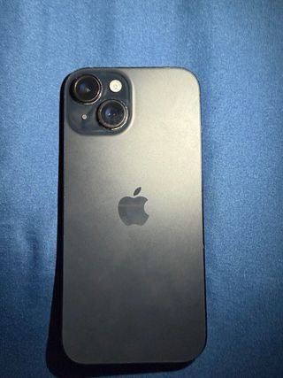 iPhone 15 Gris 82% Batería