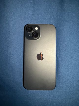 iPhone 15 Gris 82% Batería