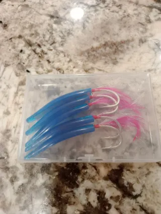 Señuelos de pesca rígidos azules