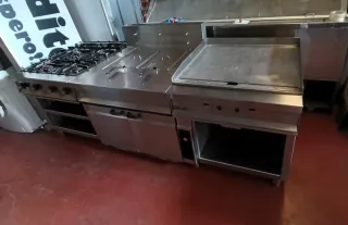 CONJUNTO DE COCINA A GAS MARCA REPAGAS 250CM LARGO