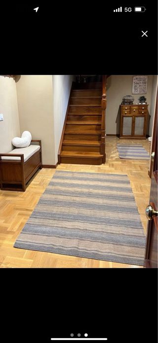 Alfombra de rayas beige y gris