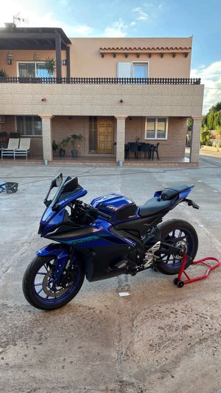 Yamaha YZF R125