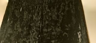 Pantalón negro terciopelo El Corte Inglés