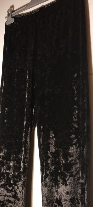 Pantalón negro terciopelo El Corte Inglés