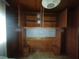 Mueble de dormitorio puente nido madera.