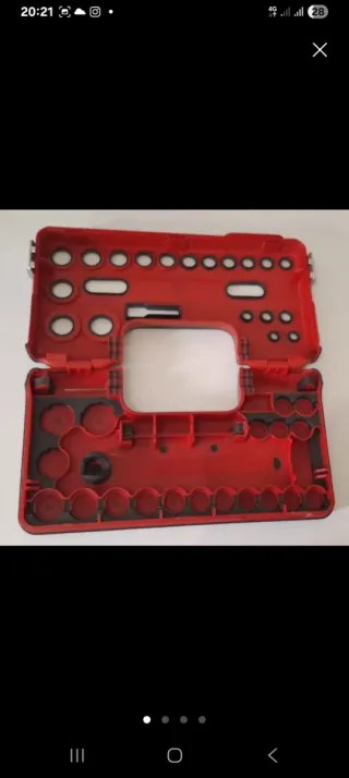 Caja de herramientas Facom roja