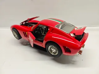 Ferrari 250 GTO Bburago Scala 1:18
