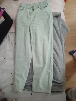 Pantalón verde Mango