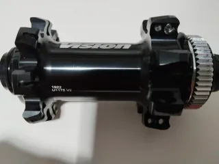 Come nuovo. Mozzo Vision per bici da strada