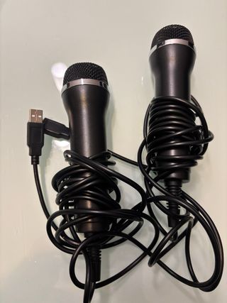 Juego Let's Sing 13 PS4 + 2 Micros