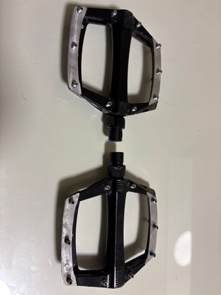 Pedales ONOFF CLAW V2