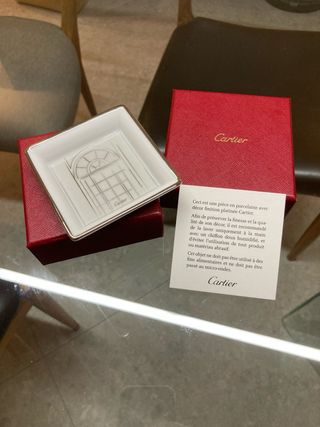 Pezzo di porcellana Cartier