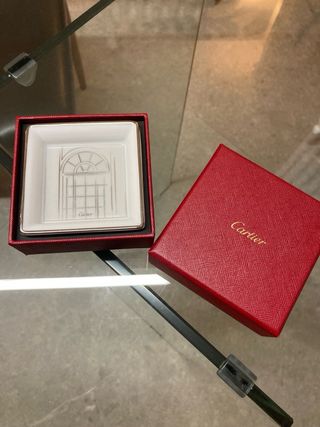 Pezzo di porcellana Cartier