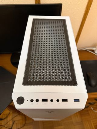 Torre PC Ordenador Blanca