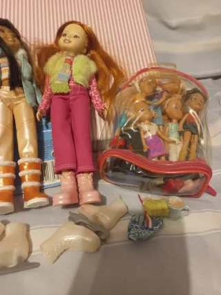 Muñecas Wee 3 Friends y 5 BRATZ de Ban Dai